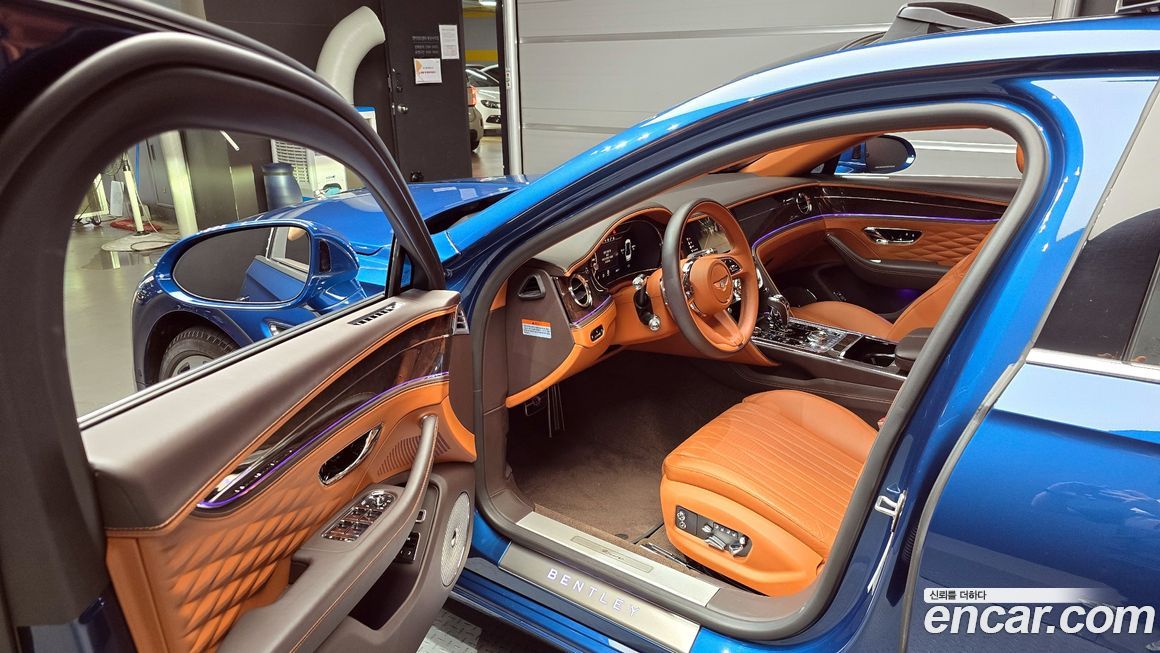 Bentley Flying Spur 2023