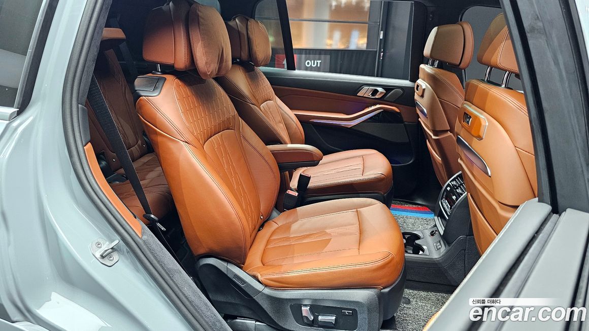 BMW X7 2024