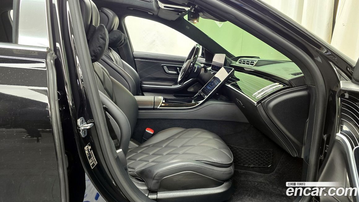 Mercedes-Benz S-Class 2022