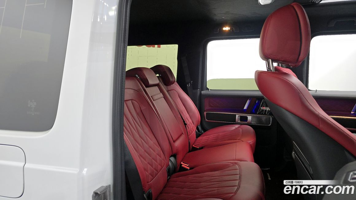 Mercedes-Benz G-Class 2025