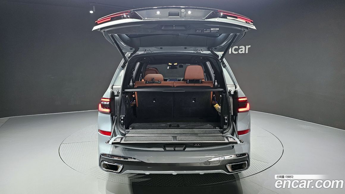 BMW X7 2024