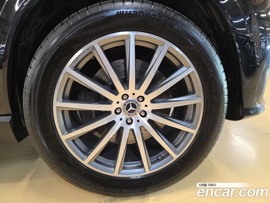 Mercedes-Benz GLS-Class 2024