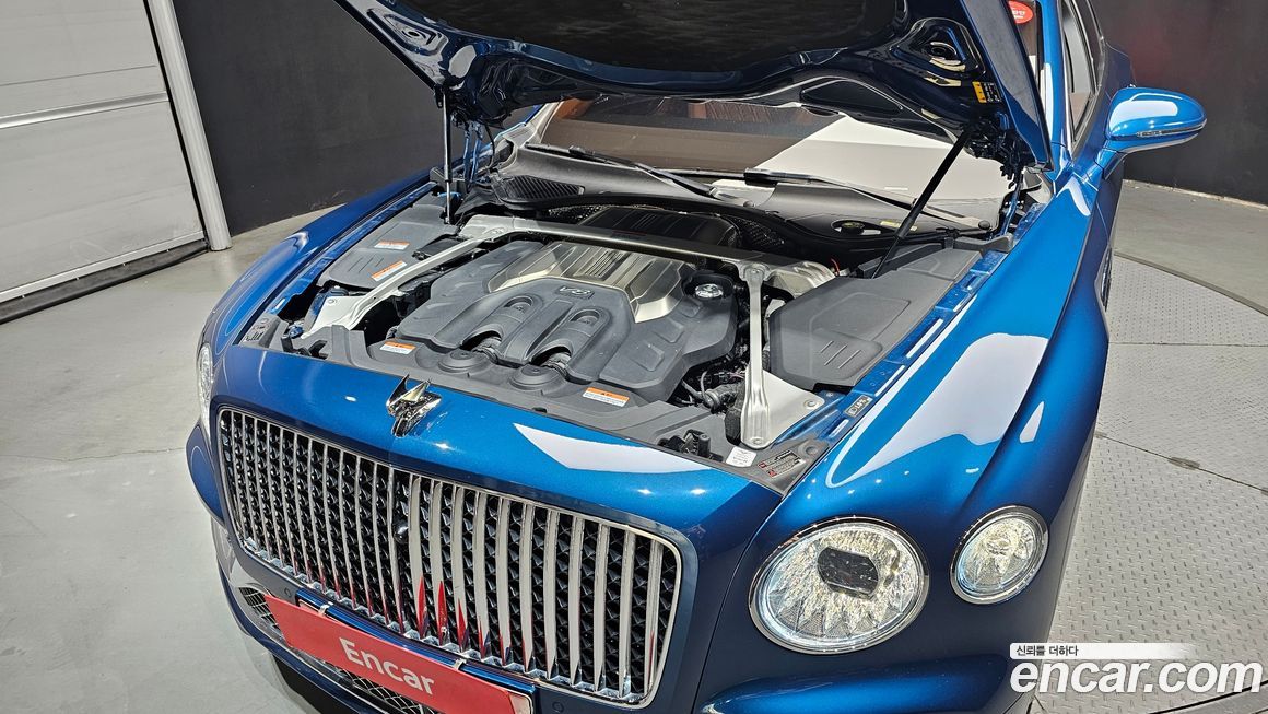 Bentley Flying Spur 2023