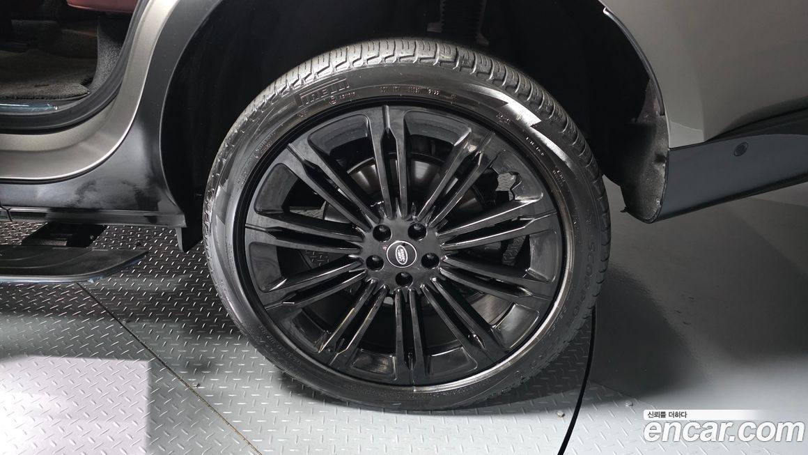 Land Rover Range Rover 2023
