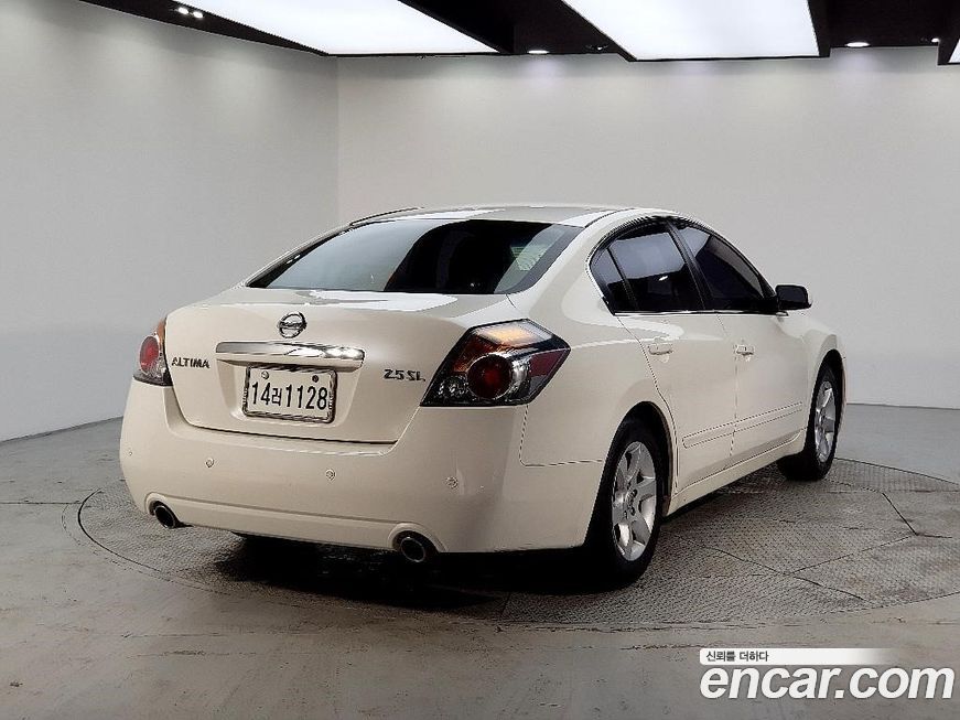 Nissan Altima 2009
