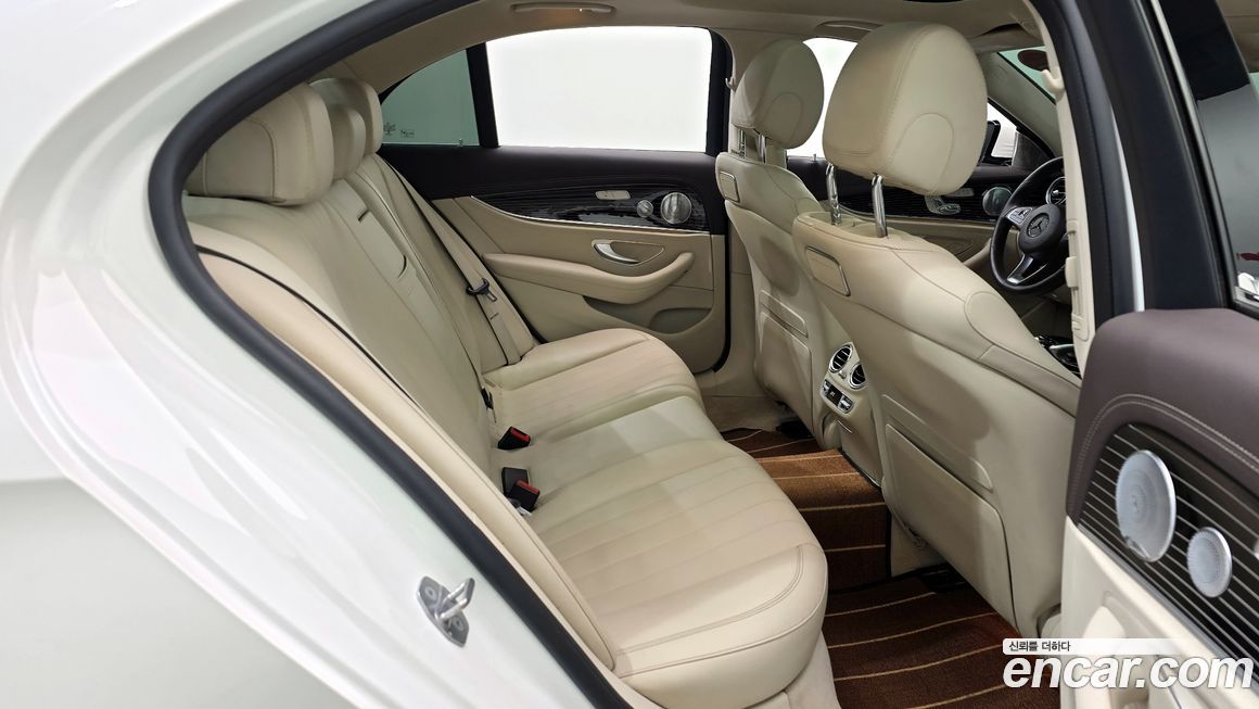 Mercedes-Benz E-Class 2018