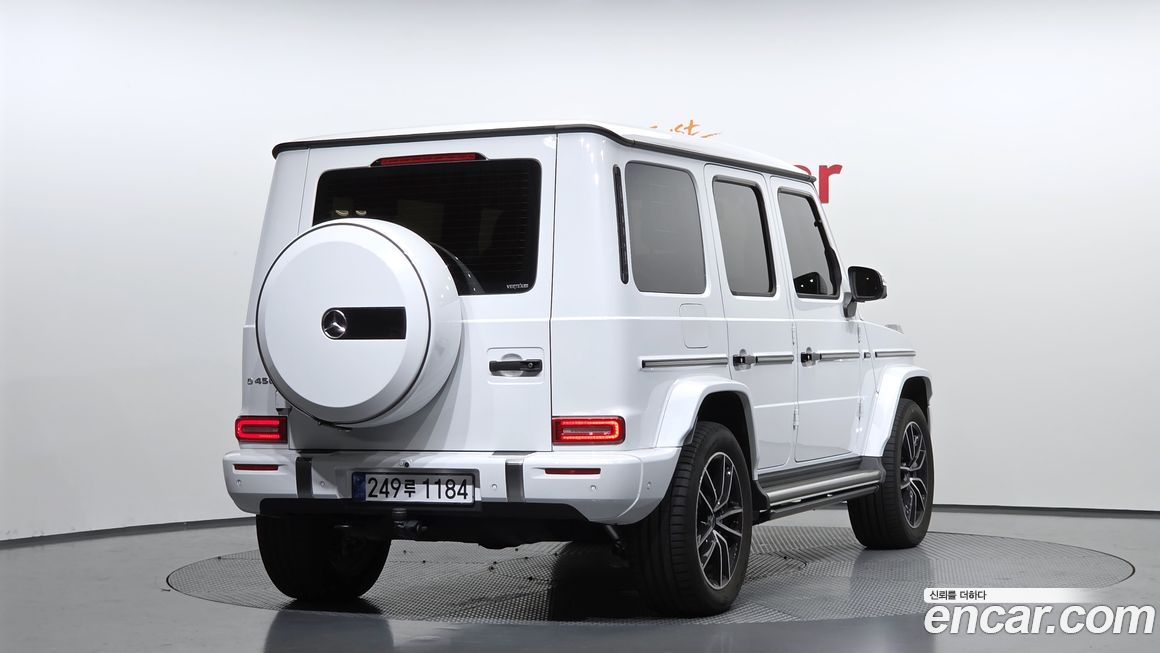 Mercedes-Benz G-Class 2025
