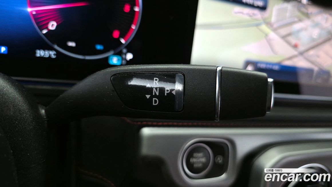 Mercedes-Benz G-Class 2025