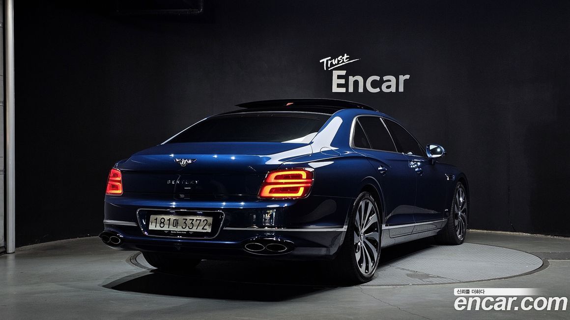 Bentley Flying Spur 2023