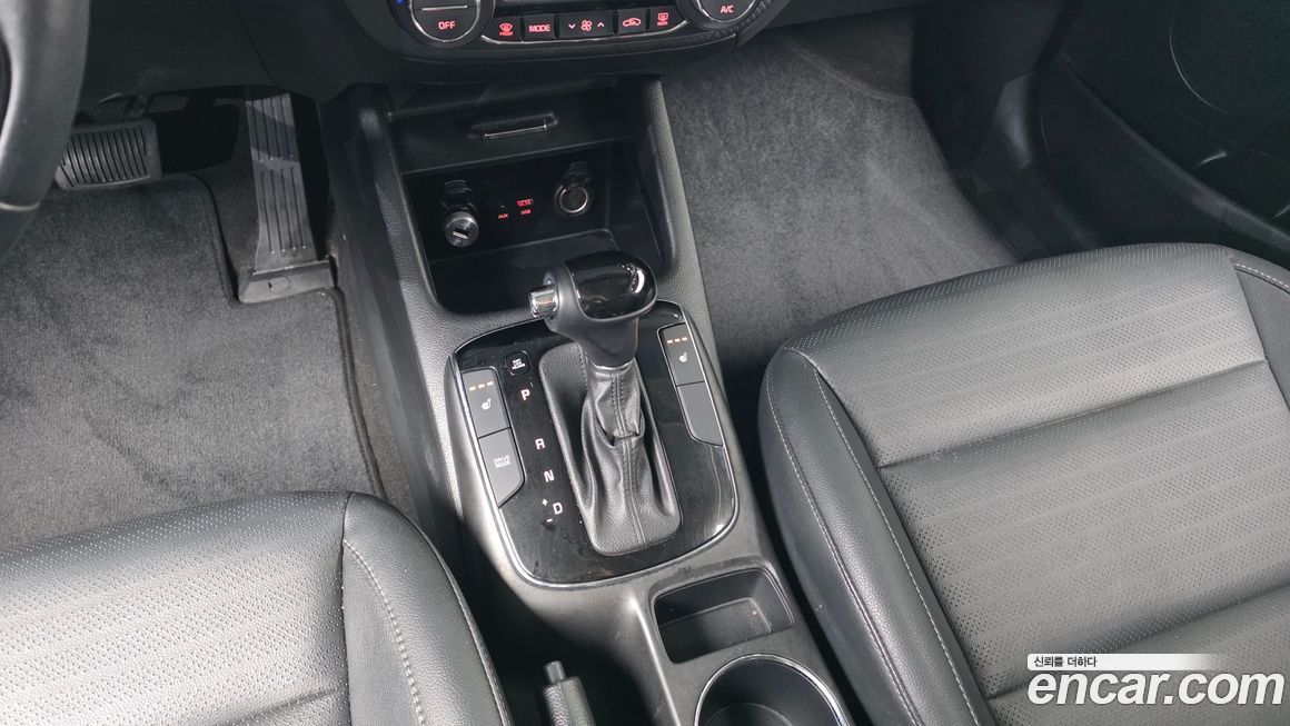 Kia K3 2016