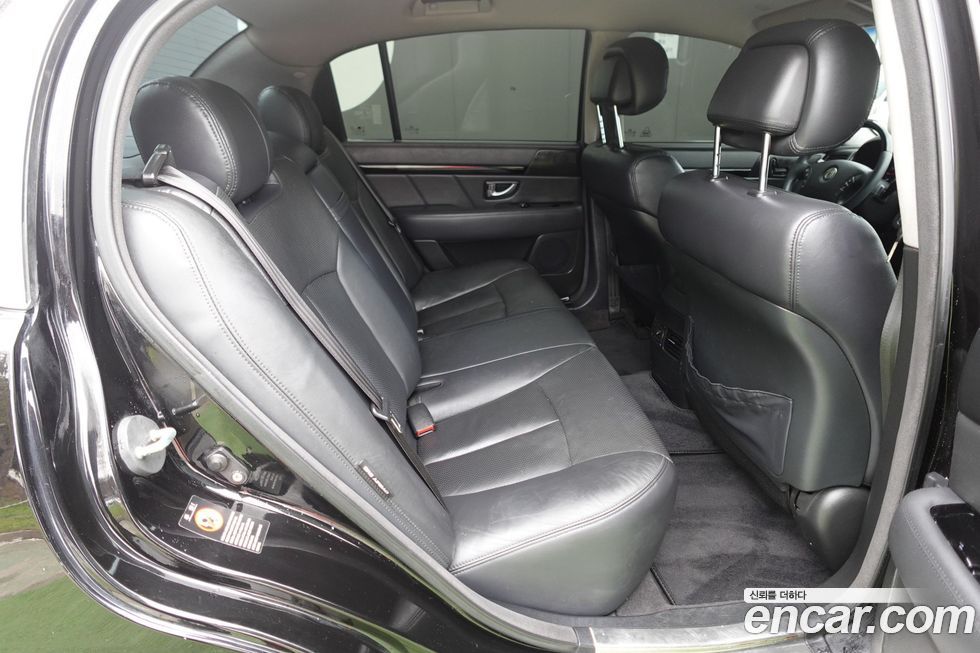 Kia OPIRUS 2010