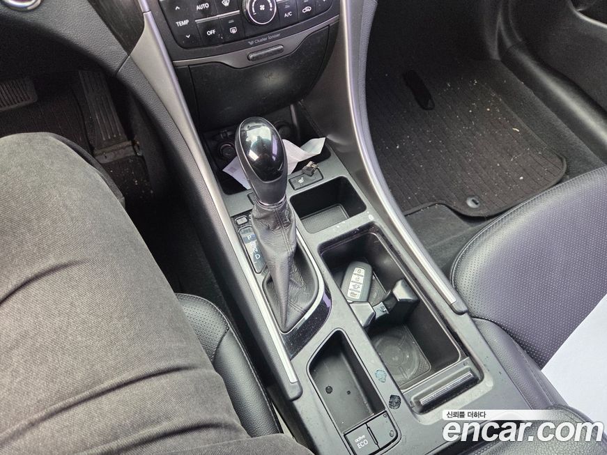 Hyundai Sonata 2013
