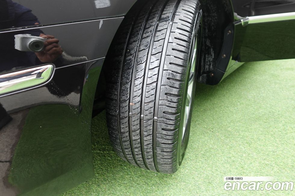 Kia OPIRUS 2010
