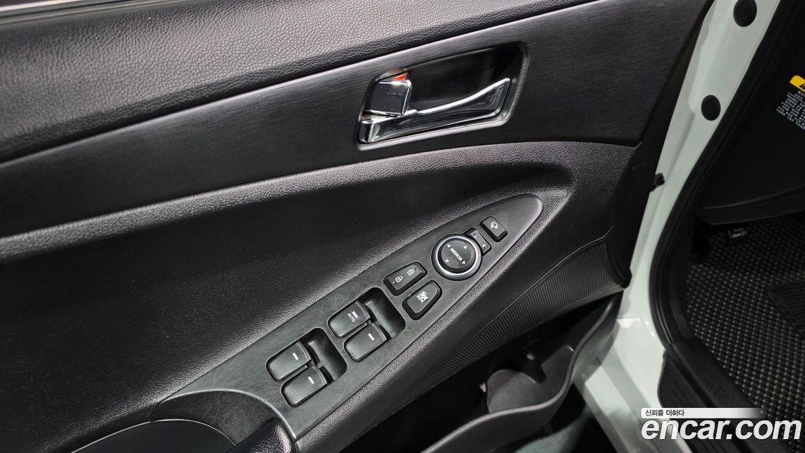 Hyundai Sonata 2012