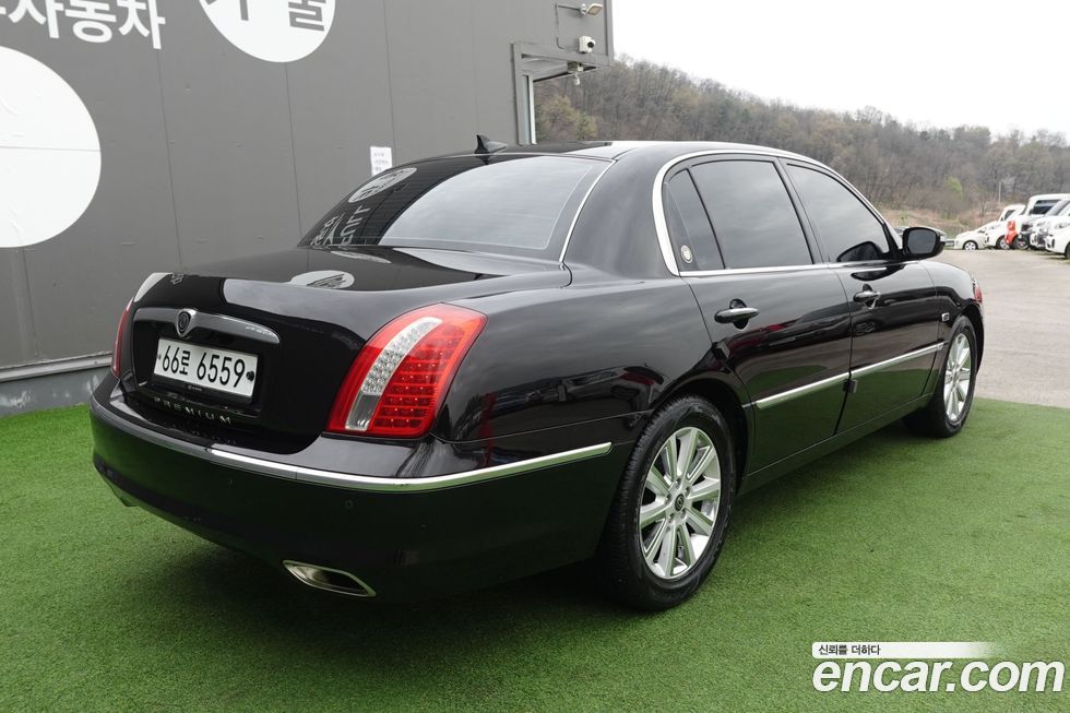 Kia OPIRUS 2010