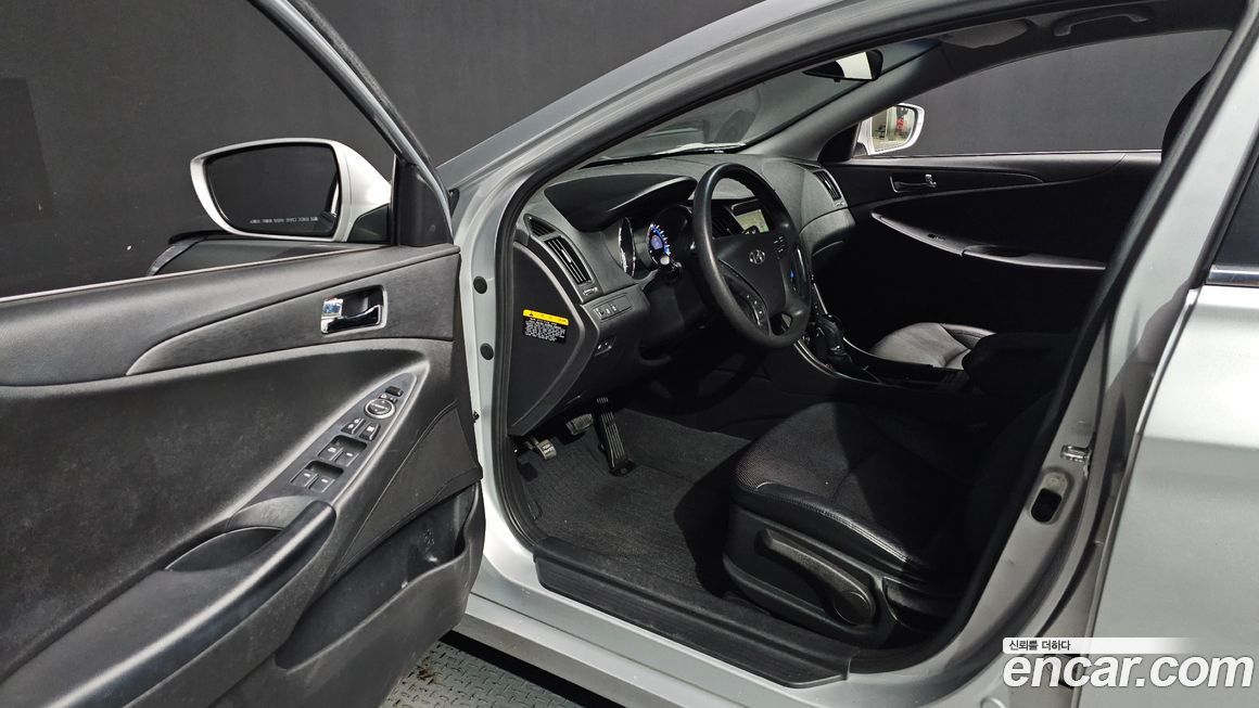 Hyundai Sonata 2013