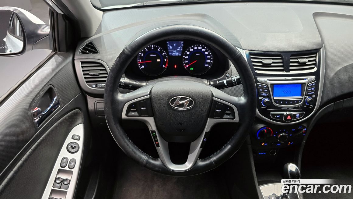 Hyundai Accent 2014