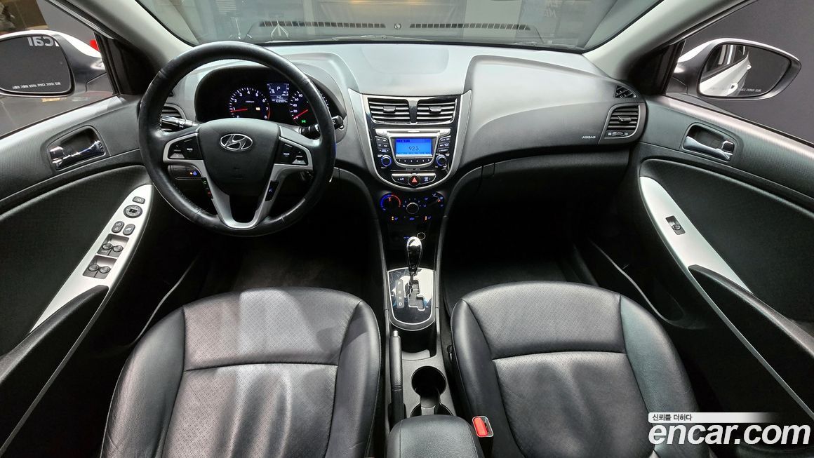 Hyundai Accent 2014