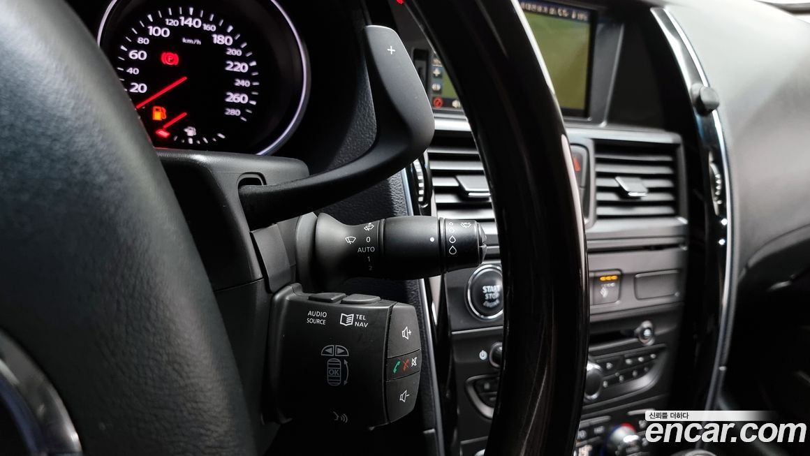 Renault-KoreaSamsung SM7 2012