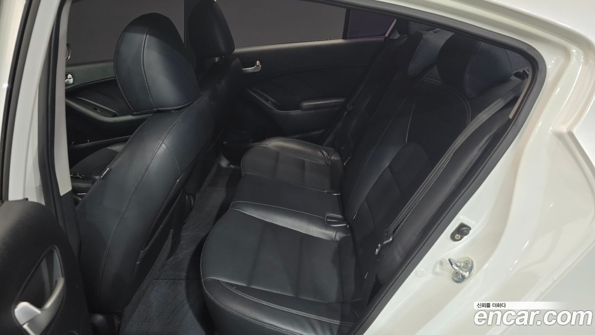 Kia K3 2015