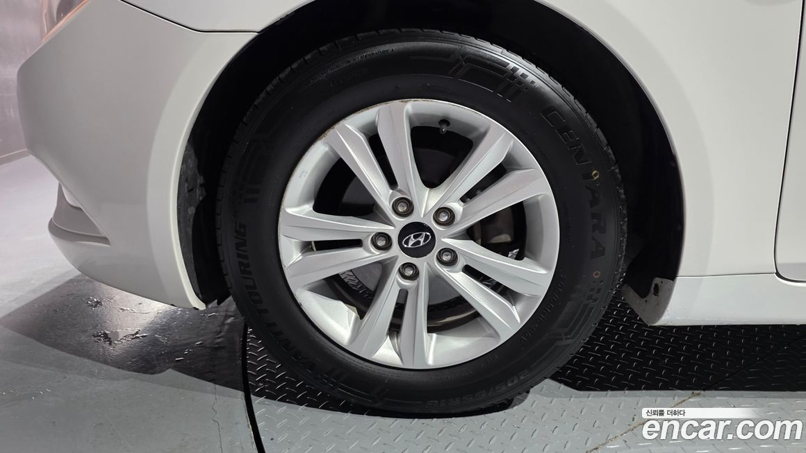Hyundai Sonata 2012