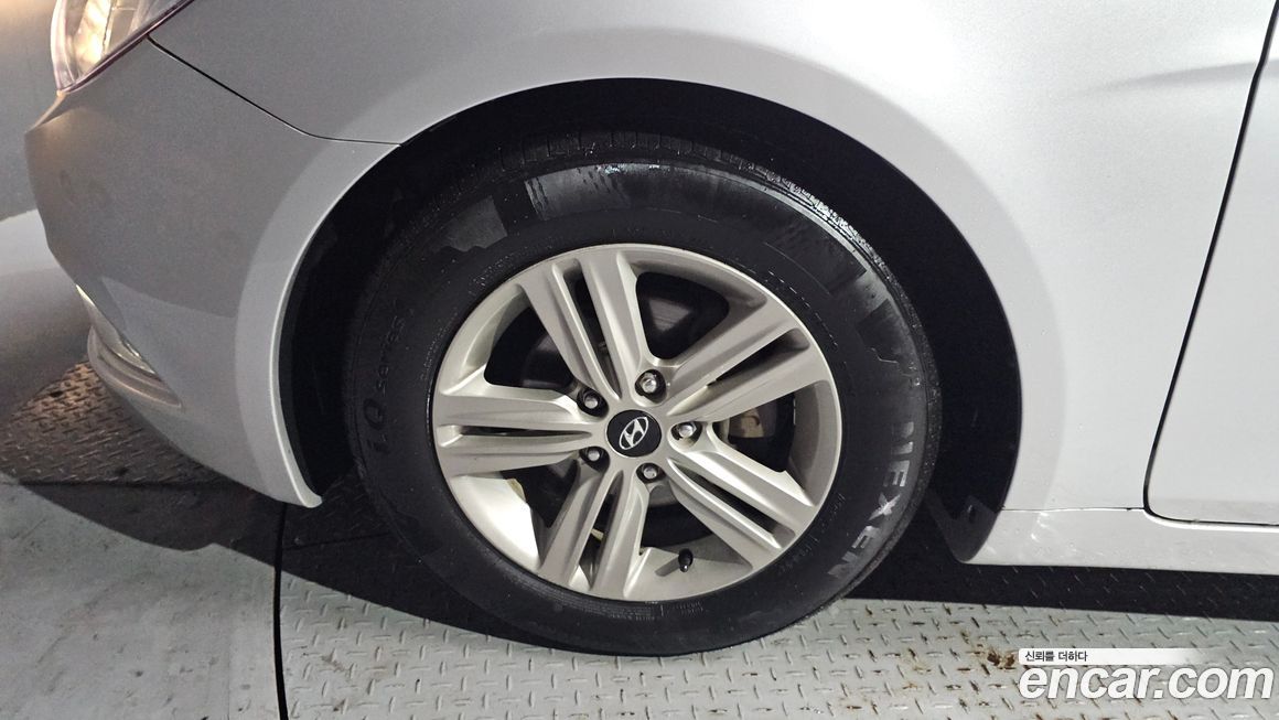 Hyundai Sonata 2013