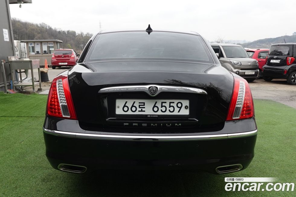 Kia OPIRUS 2010