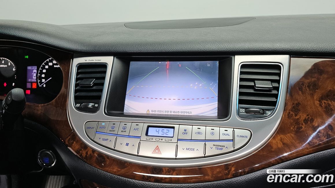 Hyundai Genesis 2008