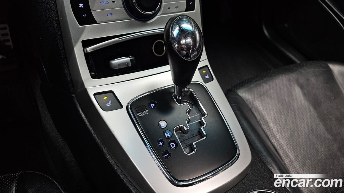 Hyundai Genesis 2010