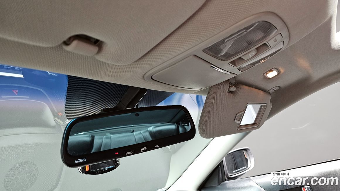 Hyundai Genesis 2010