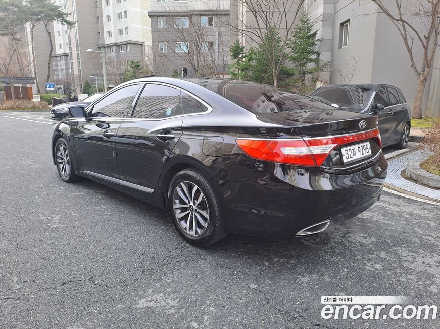 Hyundai Grandeur 2012