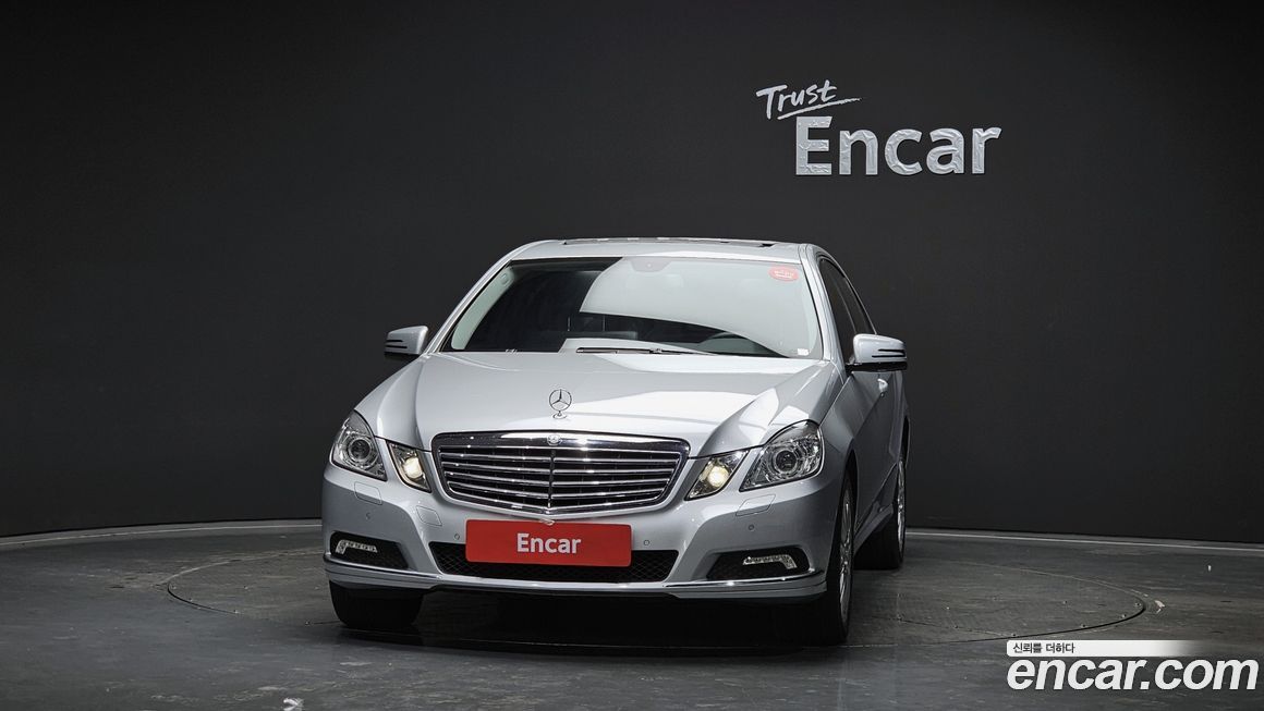 Mercedes-Benz E-Class 2010