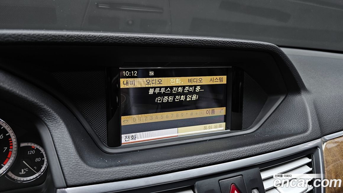 Mercedes-Benz E-Class 2010