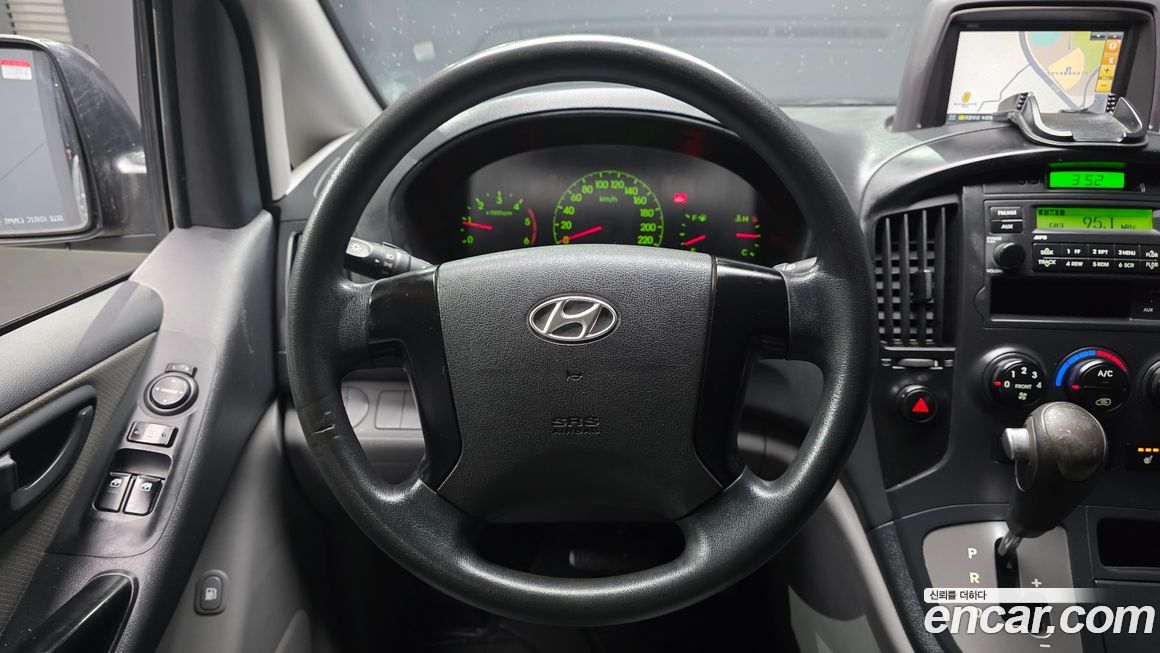Hyundai Starex 2013