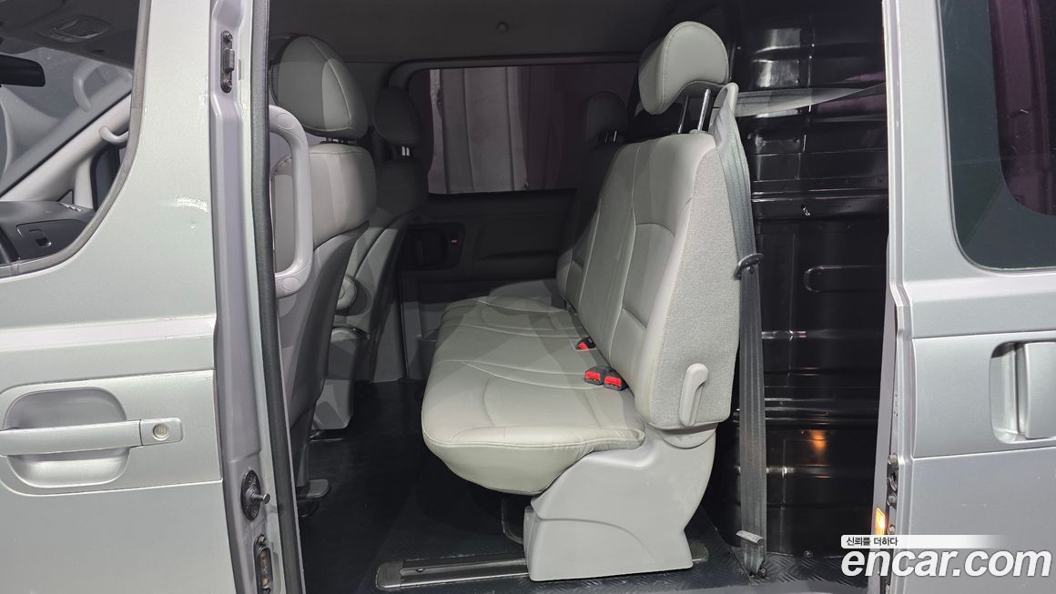 Hyundai Starex 2013