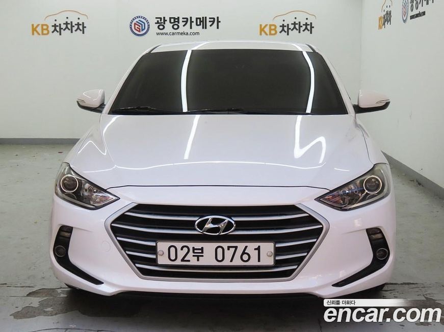 Hyundai AVANTE 2016