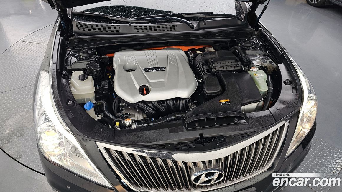 Hyundai Grandeur 2016