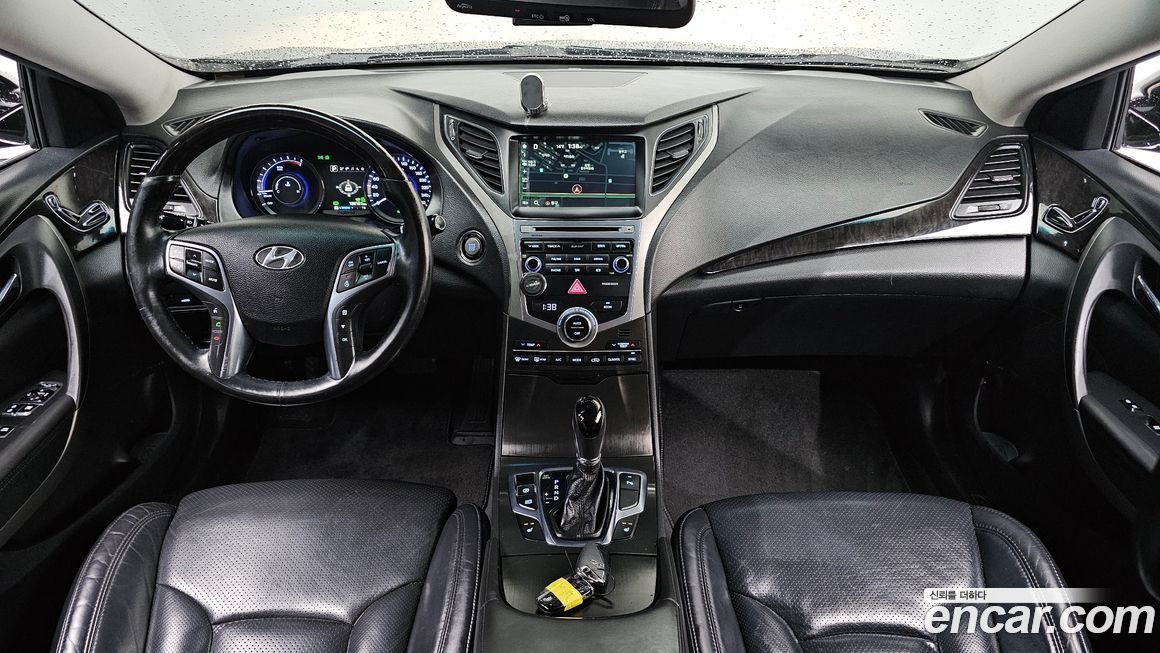 Hyundai Grandeur 2016