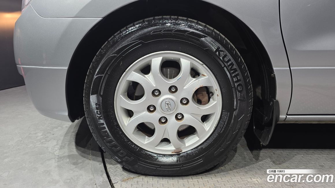Hyundai Starex 2013