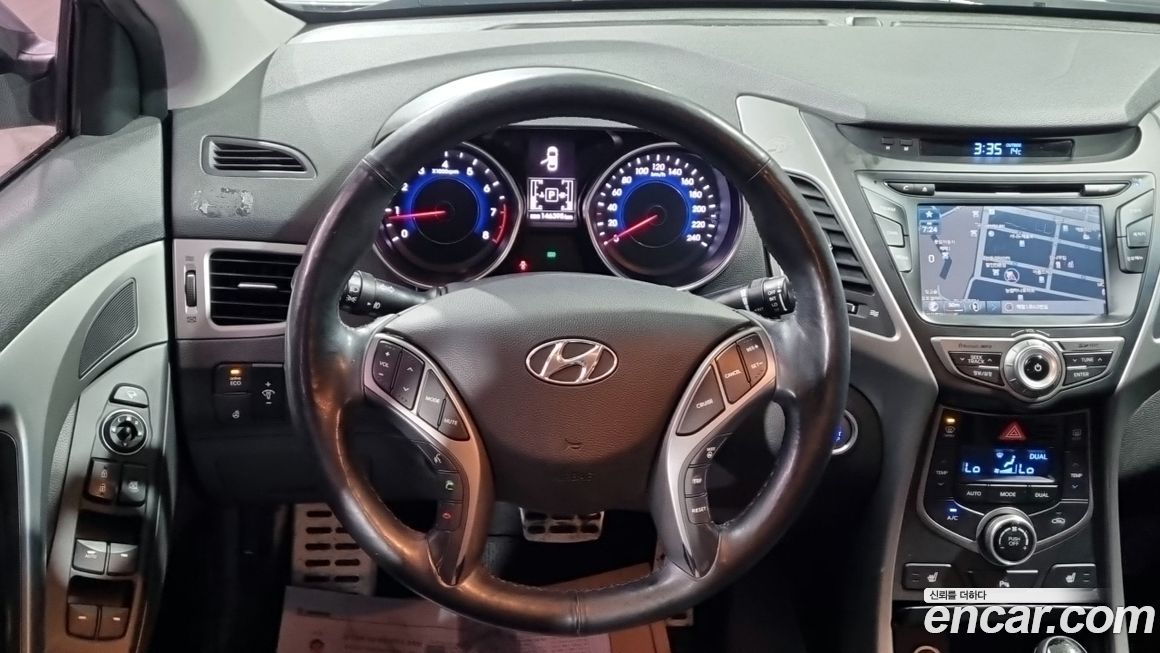 Hyundai AVANTE 2014