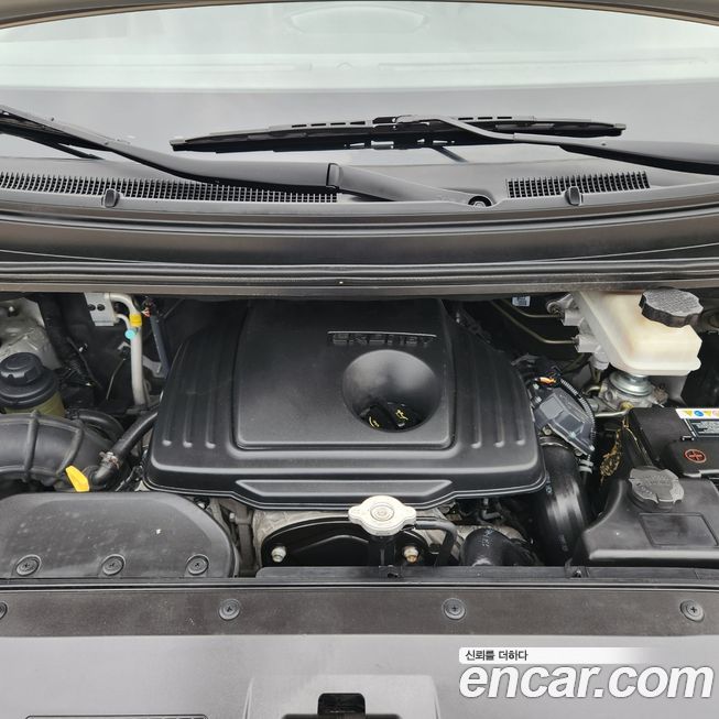 Hyundai Starex 2013