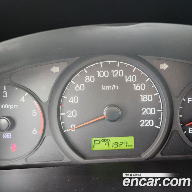 Hyundai Starex 2013