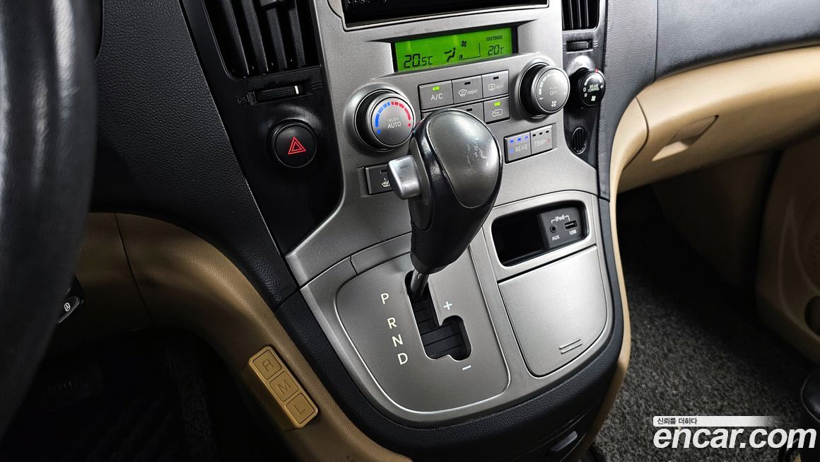 Hyundai Starex 2011