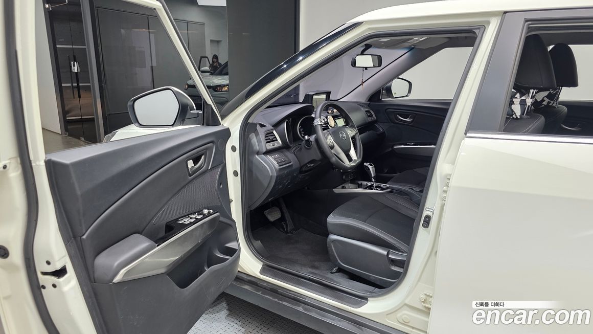 KG_Mobility_Ssangyong TIBOLI 2015