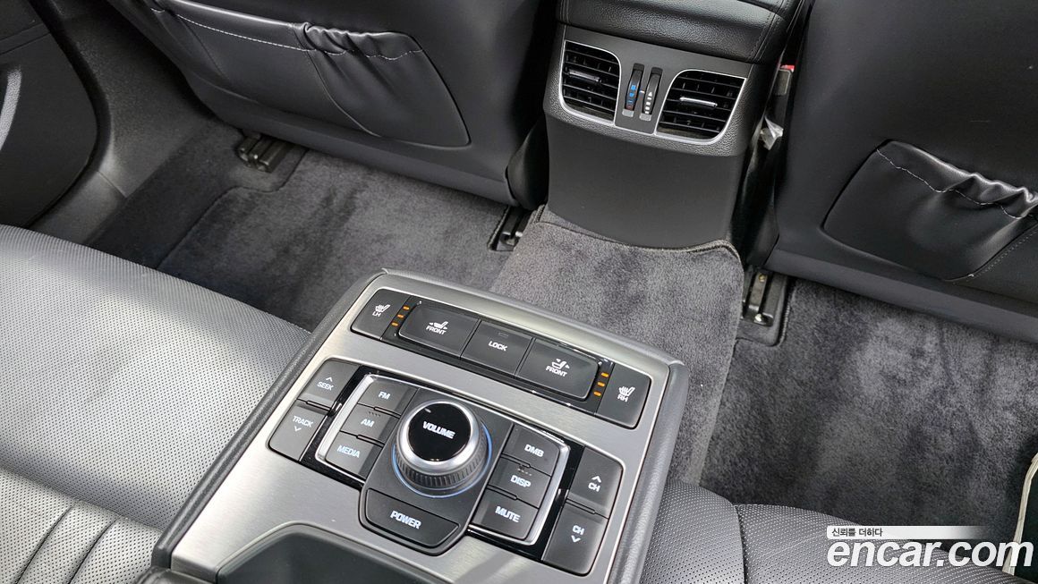 Hyundai Genesis 2014