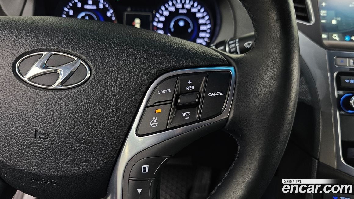 Hyundai Grandeur 2016