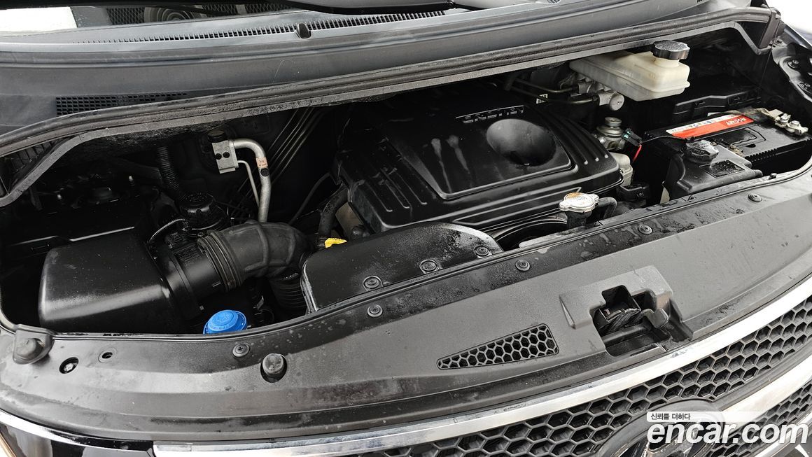 Hyundai Starex 2011