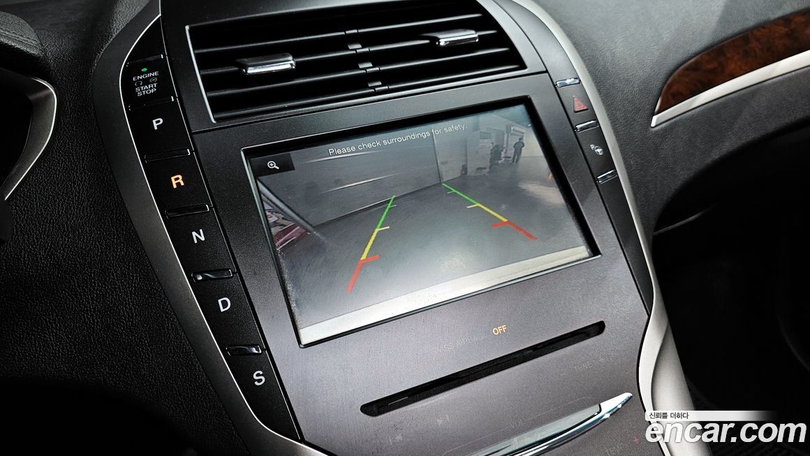 Lincoln MKZ 2014