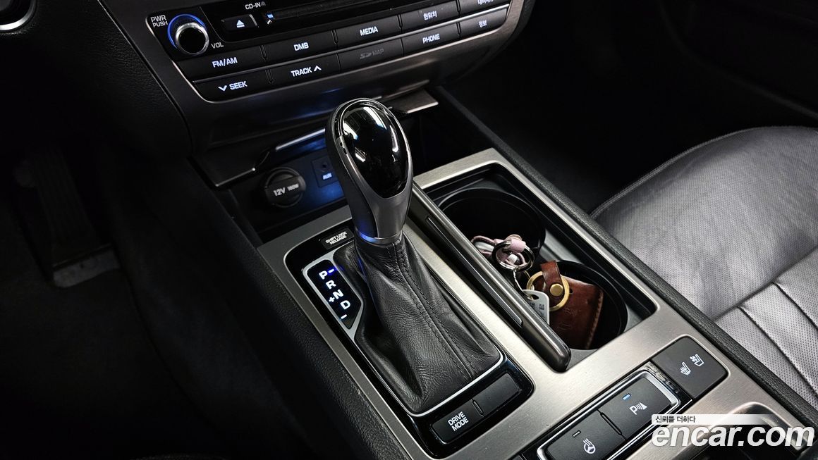 Hyundai Genesis 2014