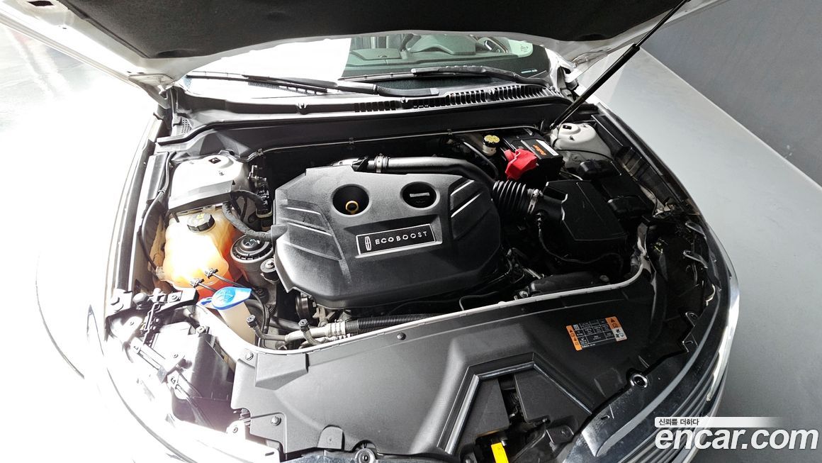 Lincoln MKZ 2014